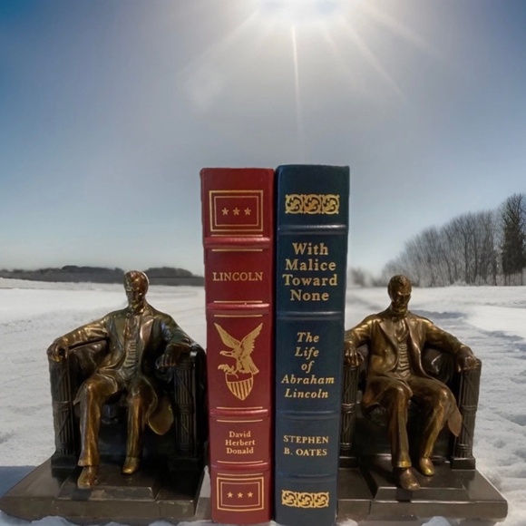 Philadelphia Manufacturing Company Other - RARE VINTAGE BOOK END President Abraham Lincoln Seated Statue Bookend Collector